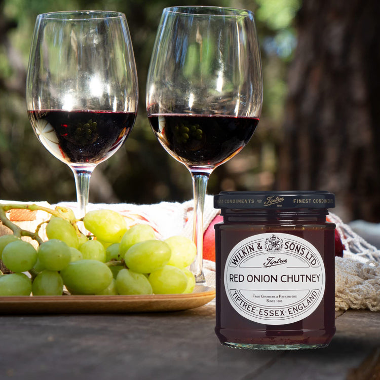 Tiptree Red Onion Chutney 220g